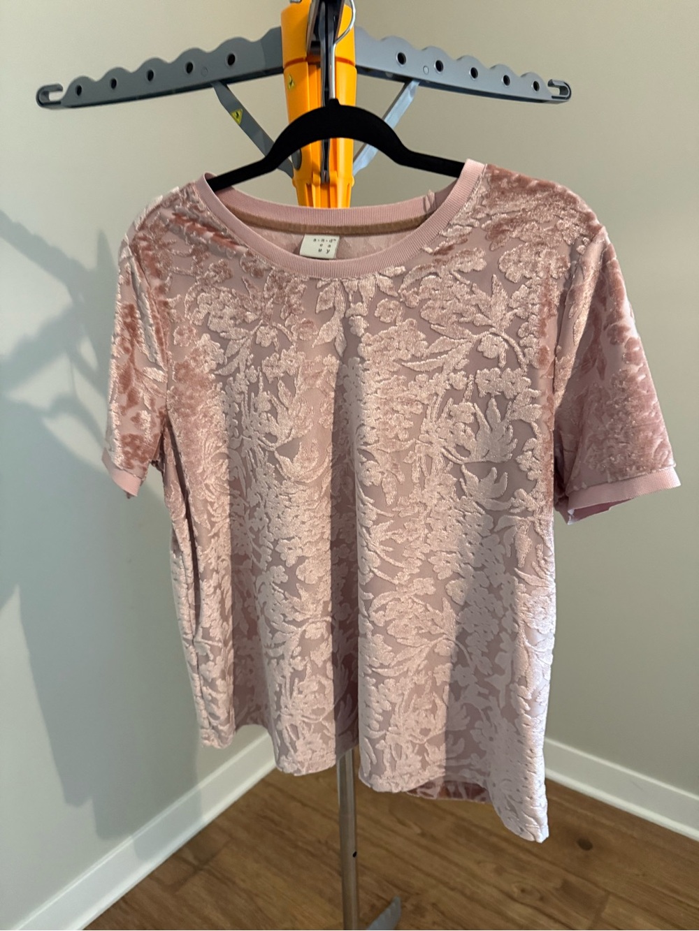 a new day Dusty Rose Floral Burnout Short-Sleeve Tee